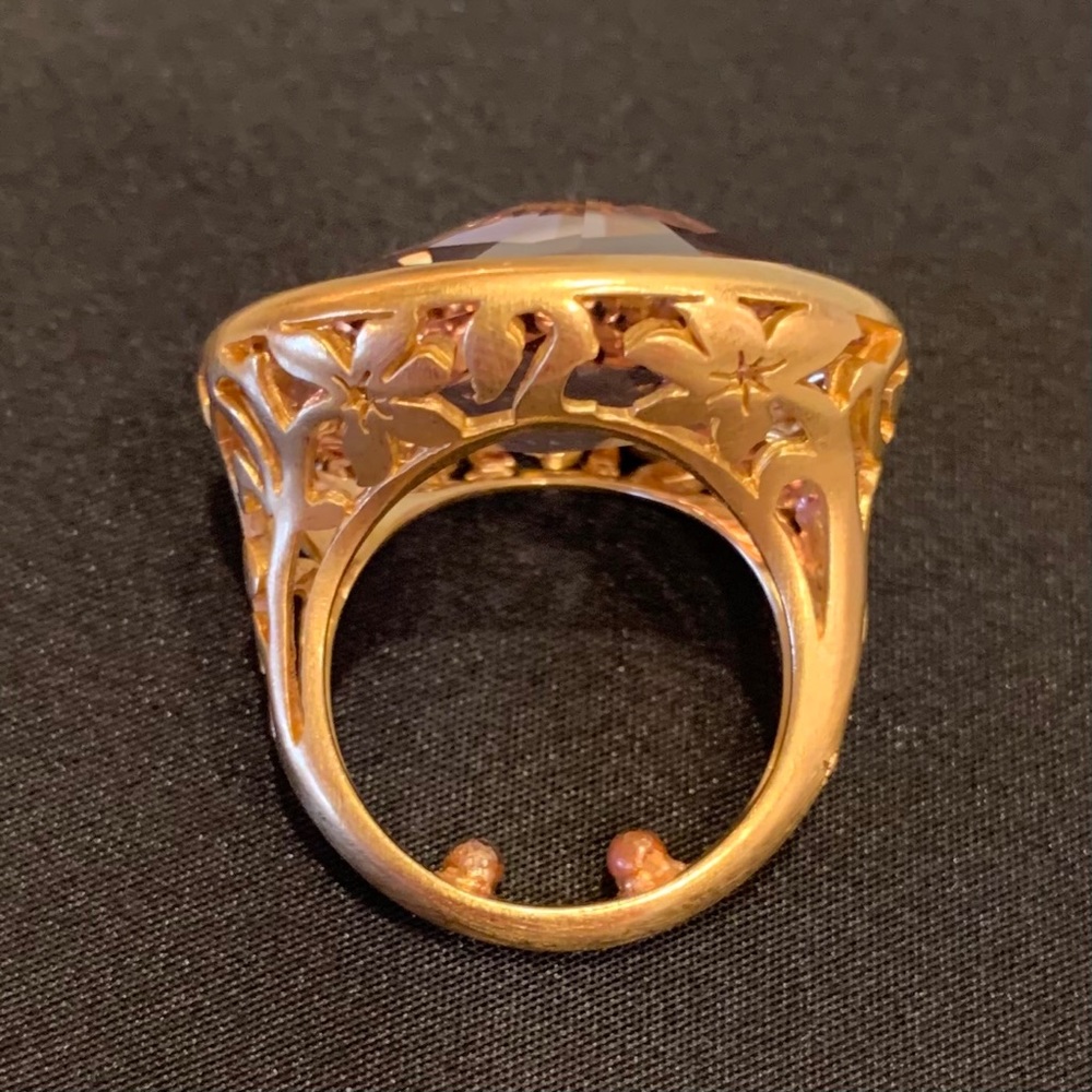 Pomellato Arabesque Amethyst Ring